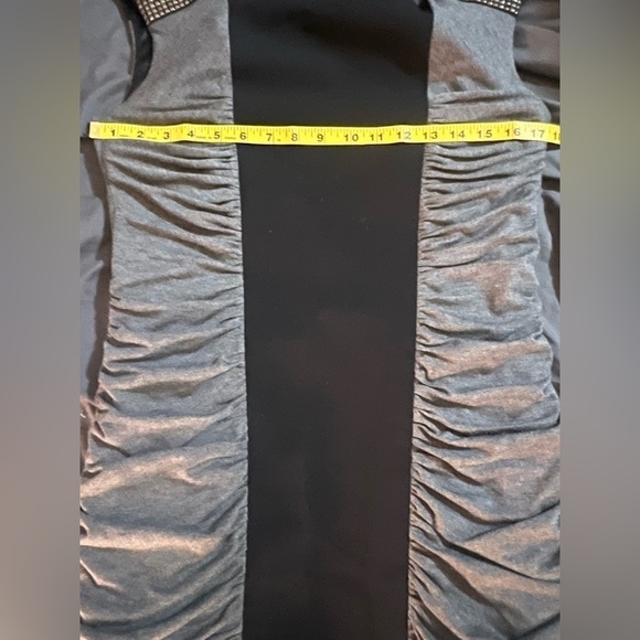 Laundry by Shelli Segal sleeveless midi dress - Picture 7 of 8